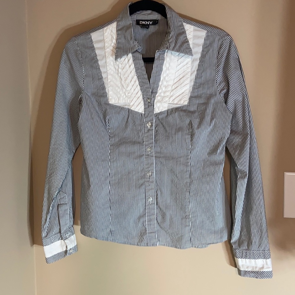 DKNY Striped Botton Down Shirt   EUC